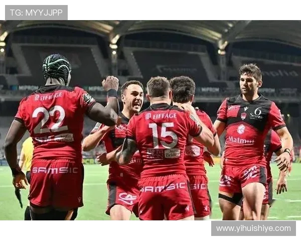 阿根廷双星闪耀美乙！帕雷德斯、迪巴拉获赠迈阿密 FC 专属球衣(2)